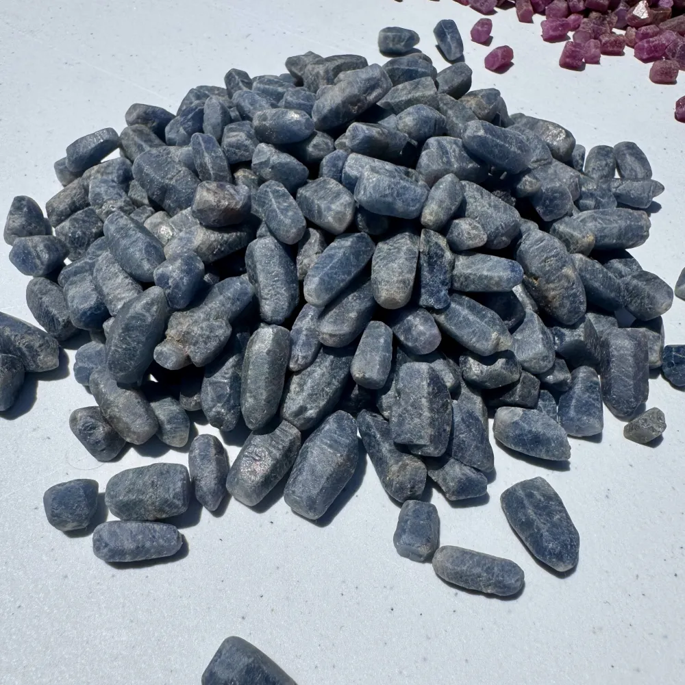 Safir natural din Tanzania, lot 50g
